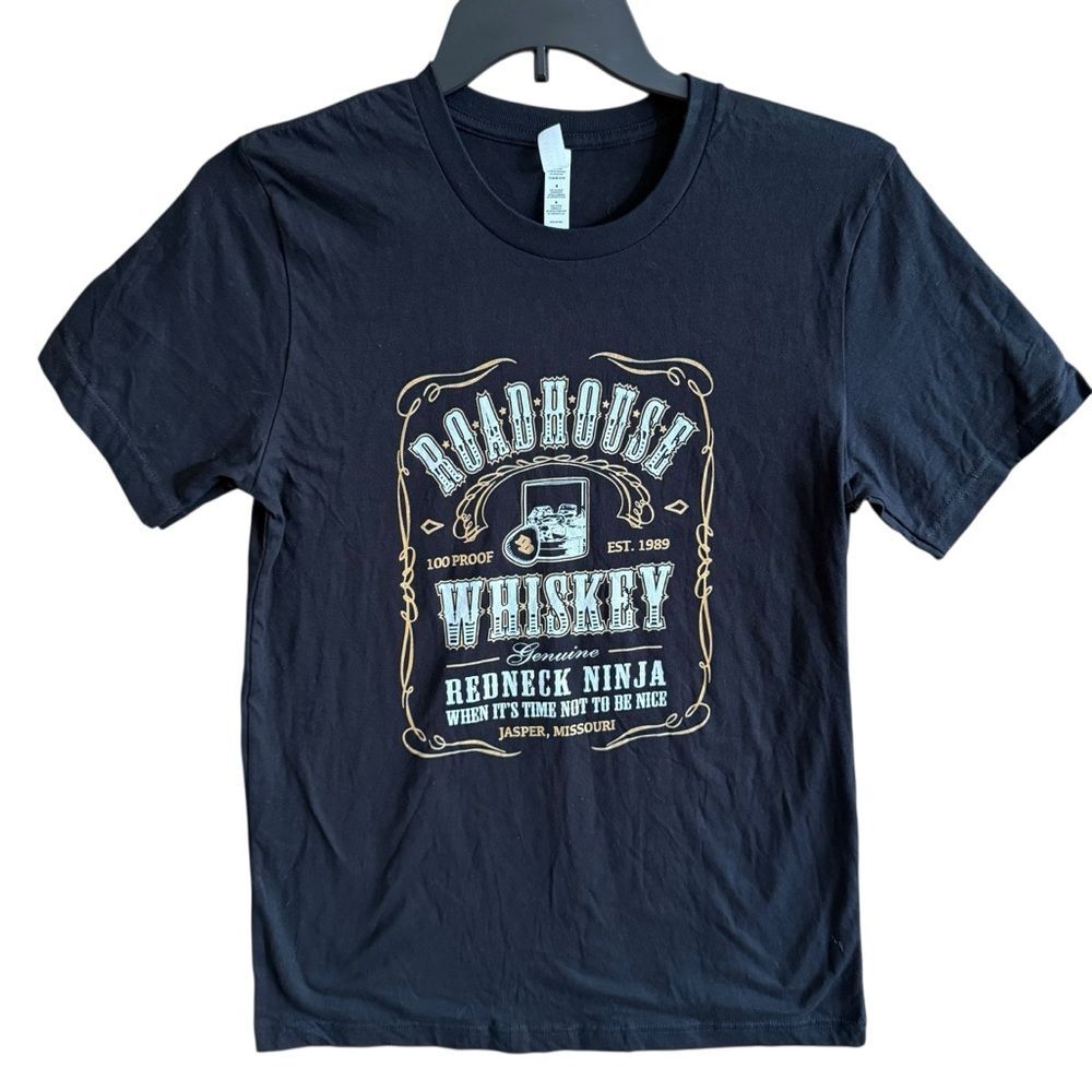 Roadhouse Whiskey Genuine Redneck Ninja Graphic Black Unisex T-Shirt Size Medium